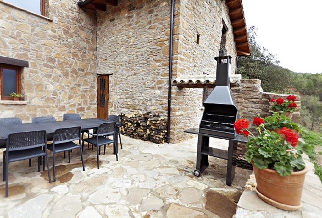 Masia Ca L'Anima Hotel La Baronia de Rialb Room photo
