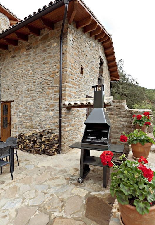 Masia Ca L'Anima Hotel La Baronia de Rialb Room photo